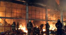 Incendio de bodega en zona industrial de Macul.